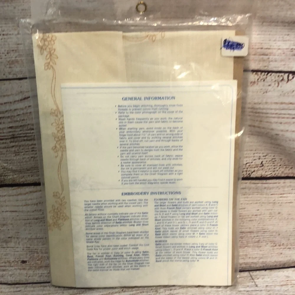 Elsa Williams ANTIQUE FAN Crewel Embroidery Kit New JCA Needlework